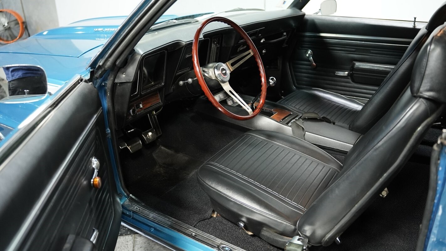 Chevrolet-Camaro-1969-Coupe-4