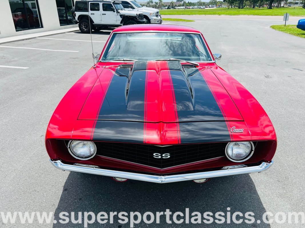 Chevrolet-Camaro-1969-Coupe-9