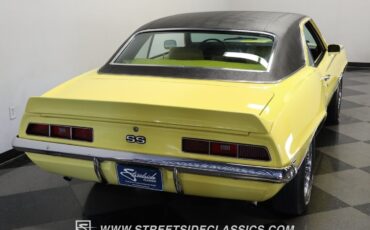Chevrolet-Camaro-1969-Coupe-9