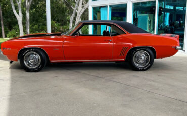 Chevrolet-Camaro-1969-Hatchback-10