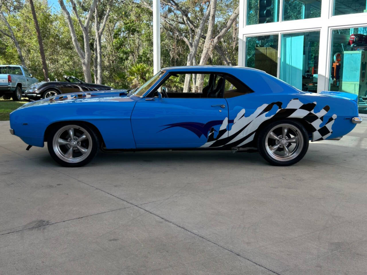Chevrolet-Camaro-1969-Hatchback-10