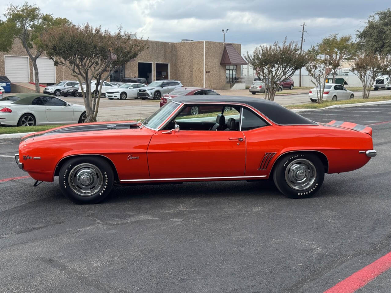 Chevrolet-Camaro-1969-Hatchback-15