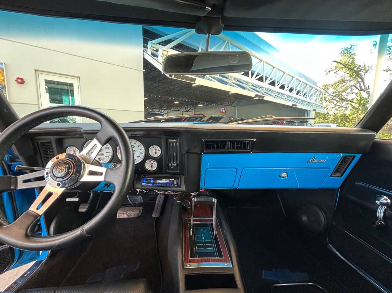 Chevrolet-Camaro-1969-Hatchback-17
