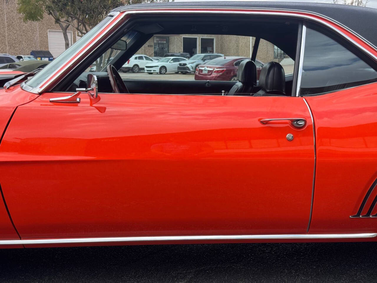 Chevrolet-Camaro-1969-Hatchback-23