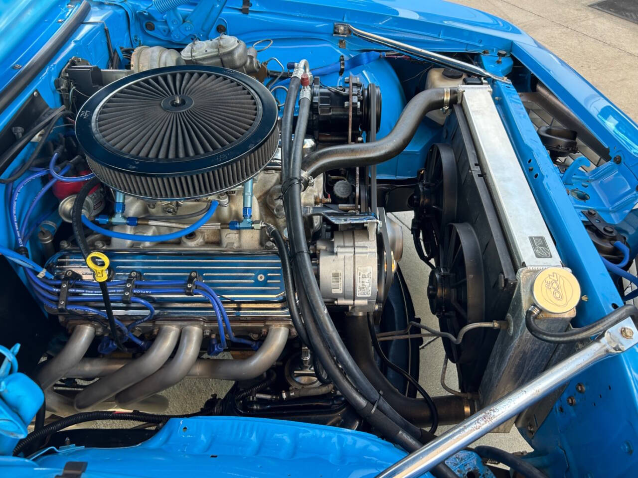 Chevrolet-Camaro-1969-Hatchback-23