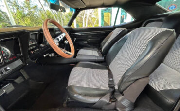 Chevrolet-Camaro-1969-Hatchback-25