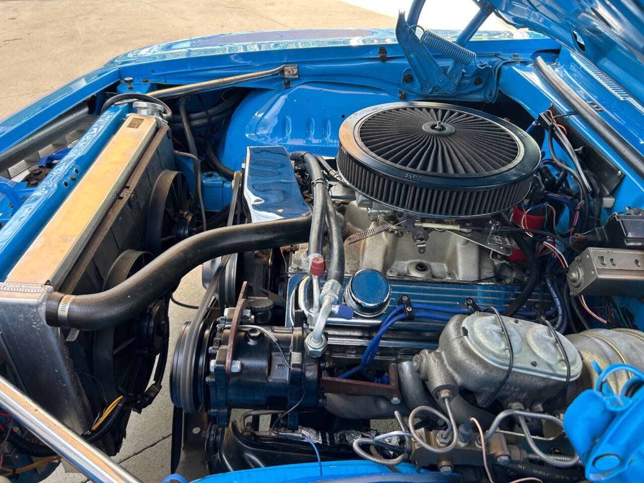 Chevrolet-Camaro-1969-Hatchback-25