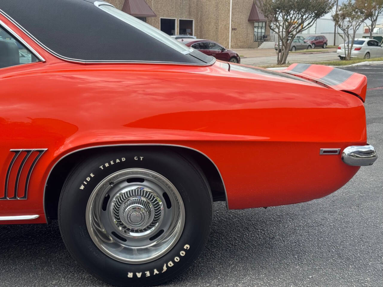 Chevrolet-Camaro-1969-Hatchback-28