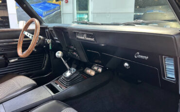Chevrolet-Camaro-1969-Hatchback-31