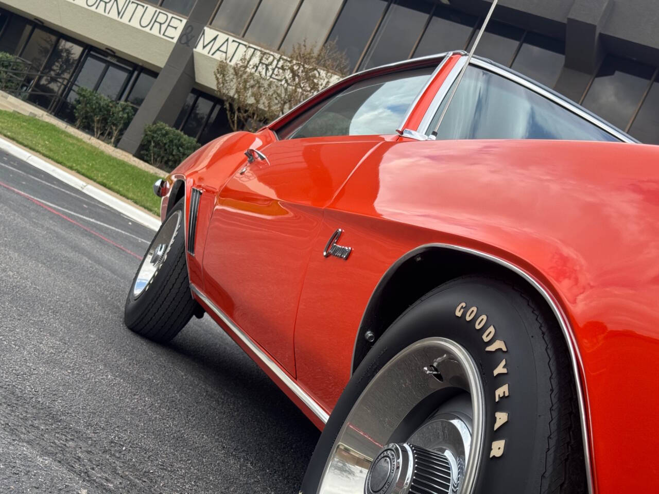 Chevrolet-Camaro-1969-Hatchback-32