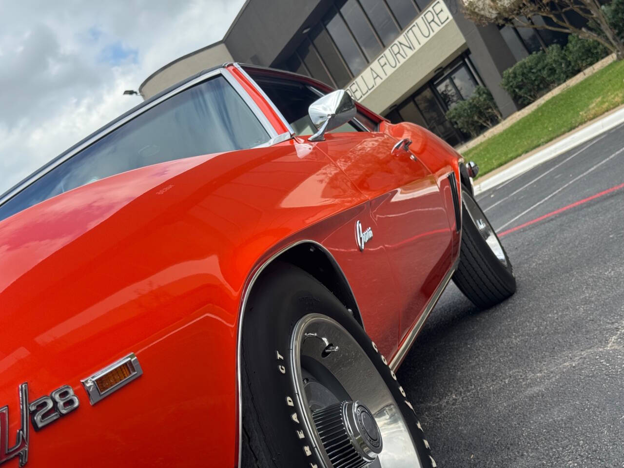 Chevrolet-Camaro-1969-Hatchback-35