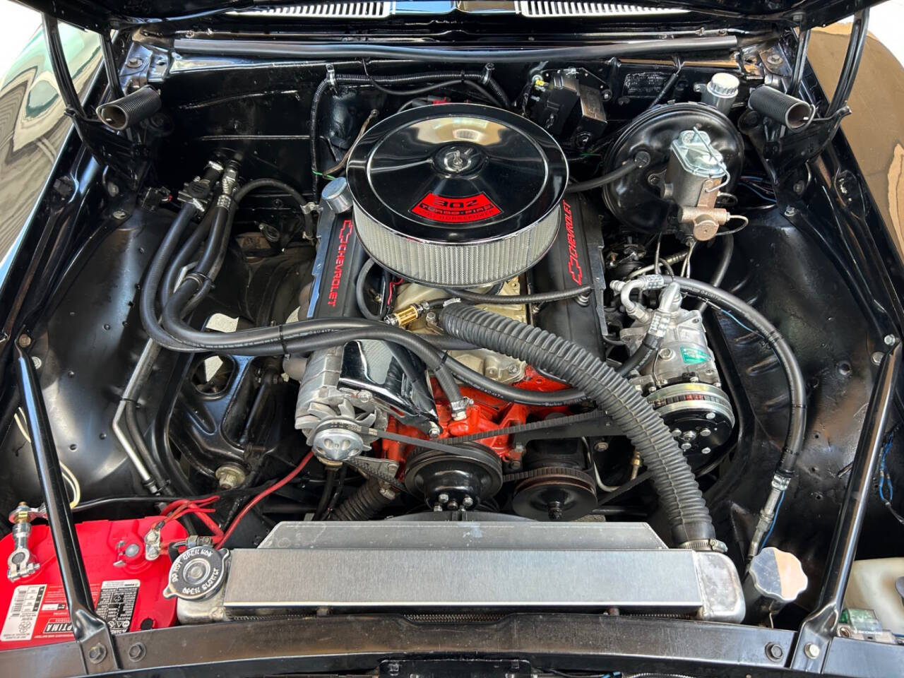 Chevrolet-Camaro-1969-Hatchback-37