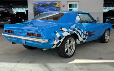Chevrolet-Camaro-1969-Hatchback-4