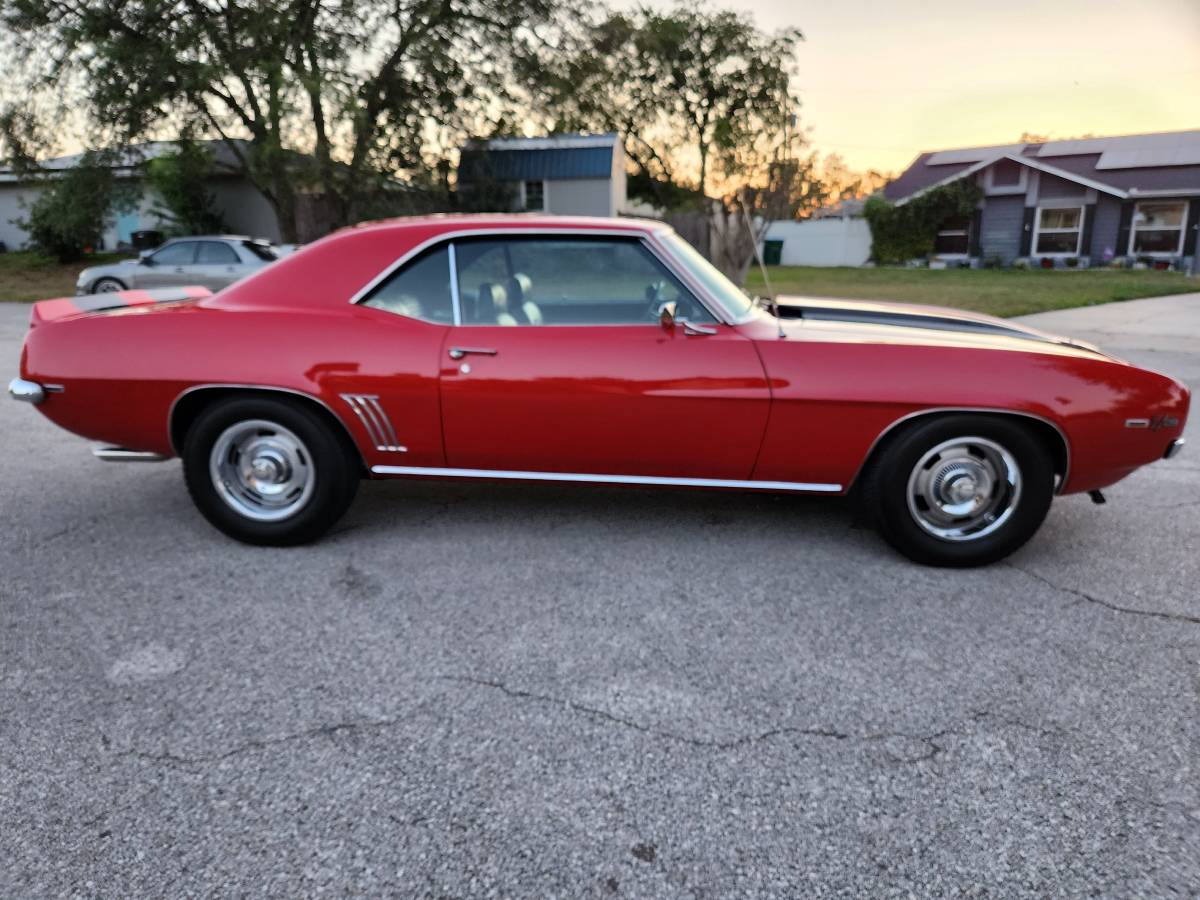 Chevrolet-Camaro-1969-red-7