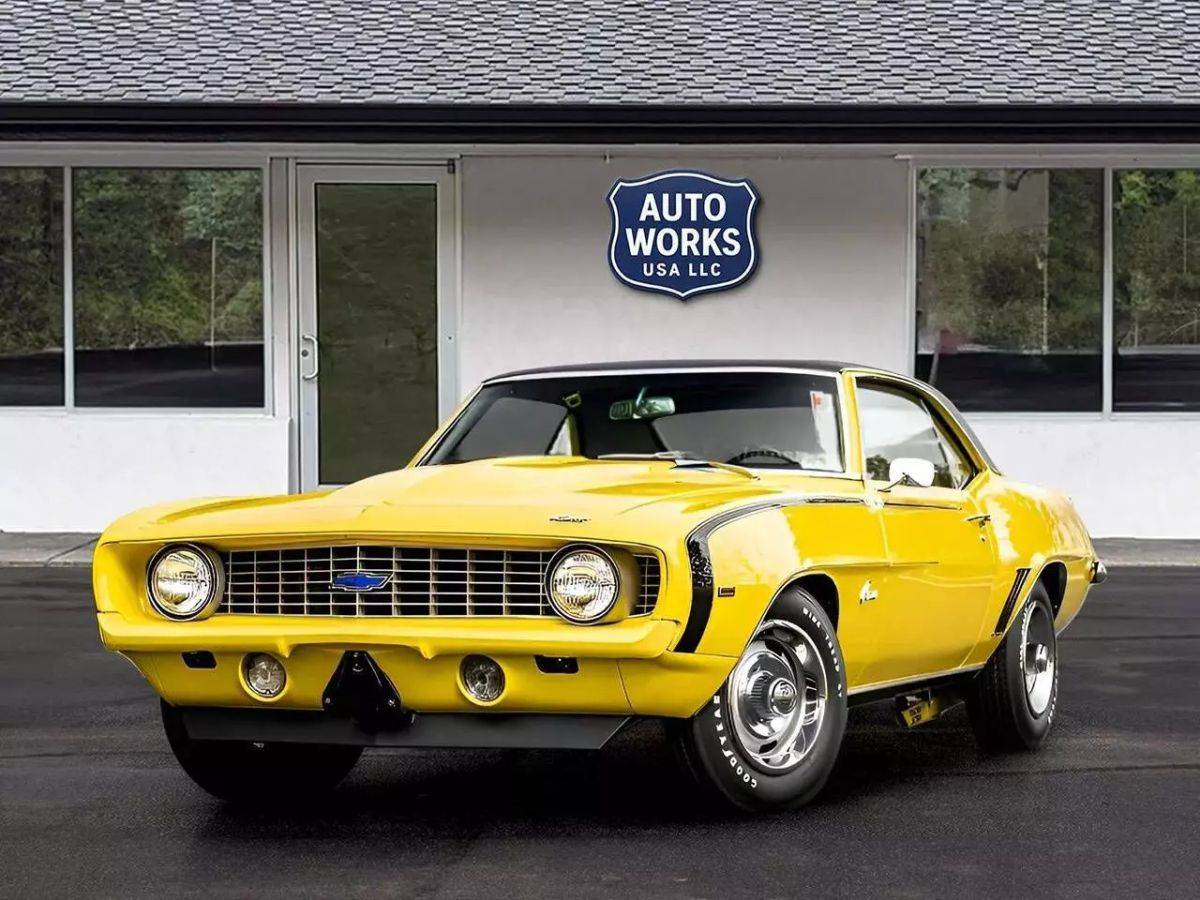 Chevrolet-Camaro-1969-yellow-14