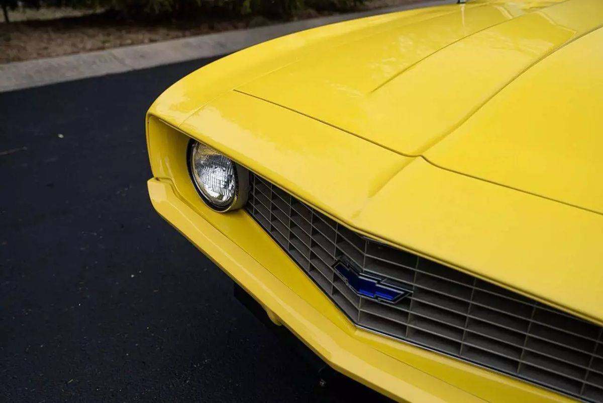 Chevrolet-Camaro-1969-yellow-15