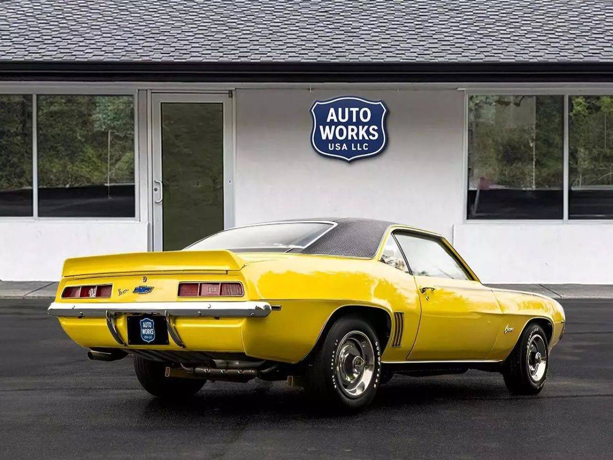 Chevrolet-Camaro-1969-yellow-20