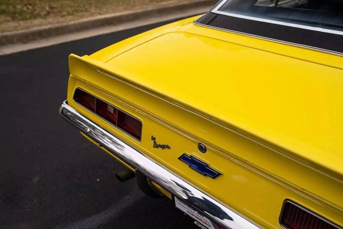 Chevrolet-Camaro-1969-yellow-21