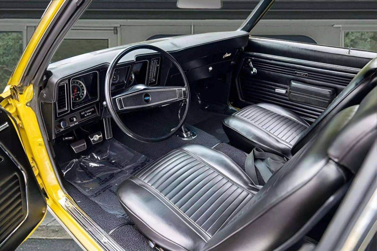 Chevrolet-Camaro-1969-yellow-8