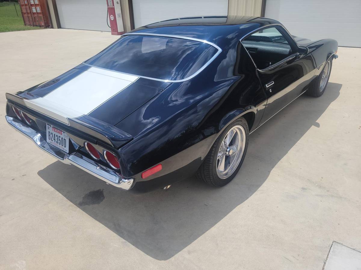 Chevrolet-Camaro-1971-black-3