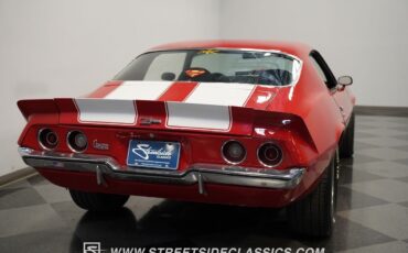 Chevrolet-Camaro-1972-Coupe-11