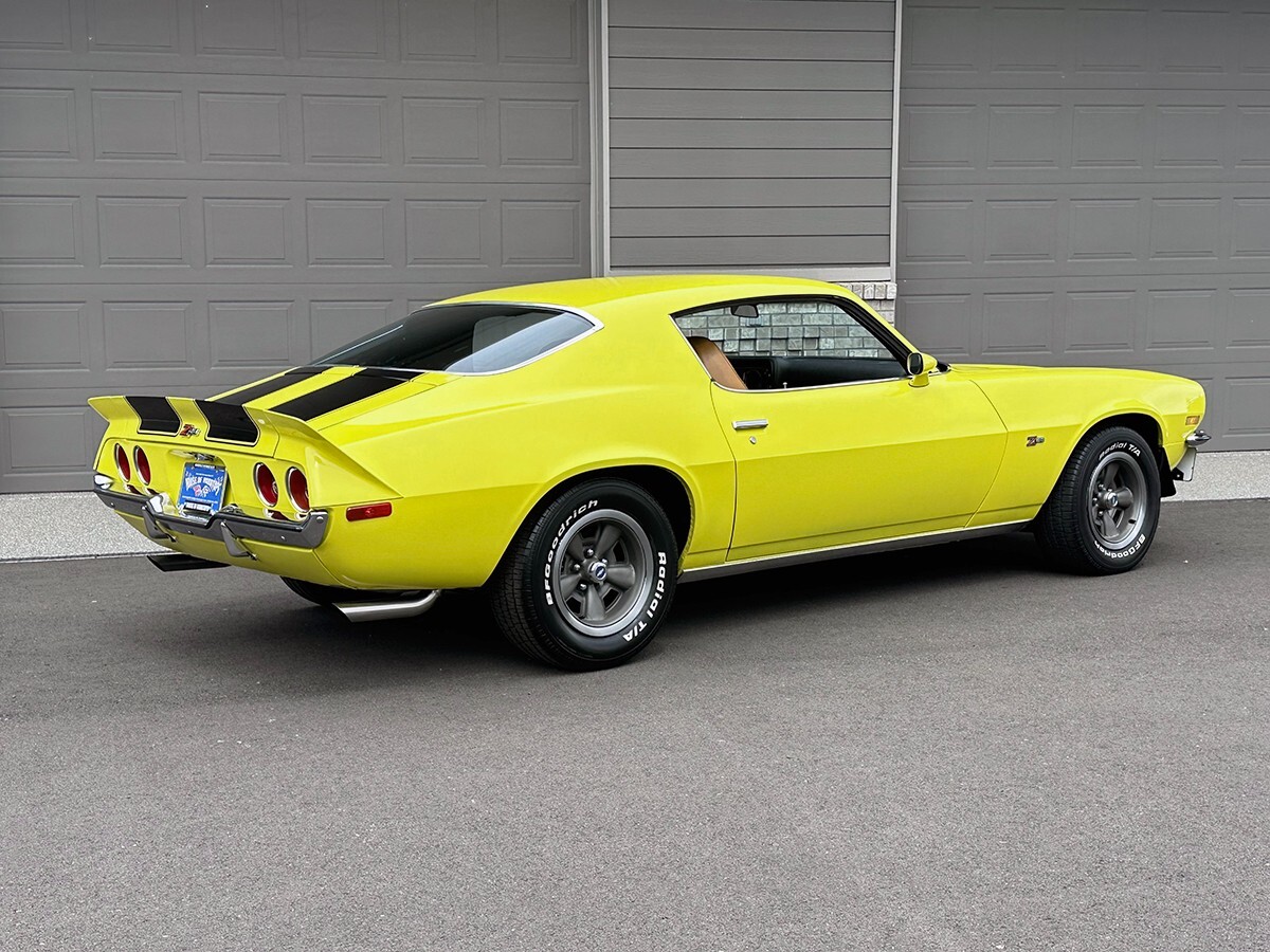 Chevrolet-Camaro-1972-Coupe-12