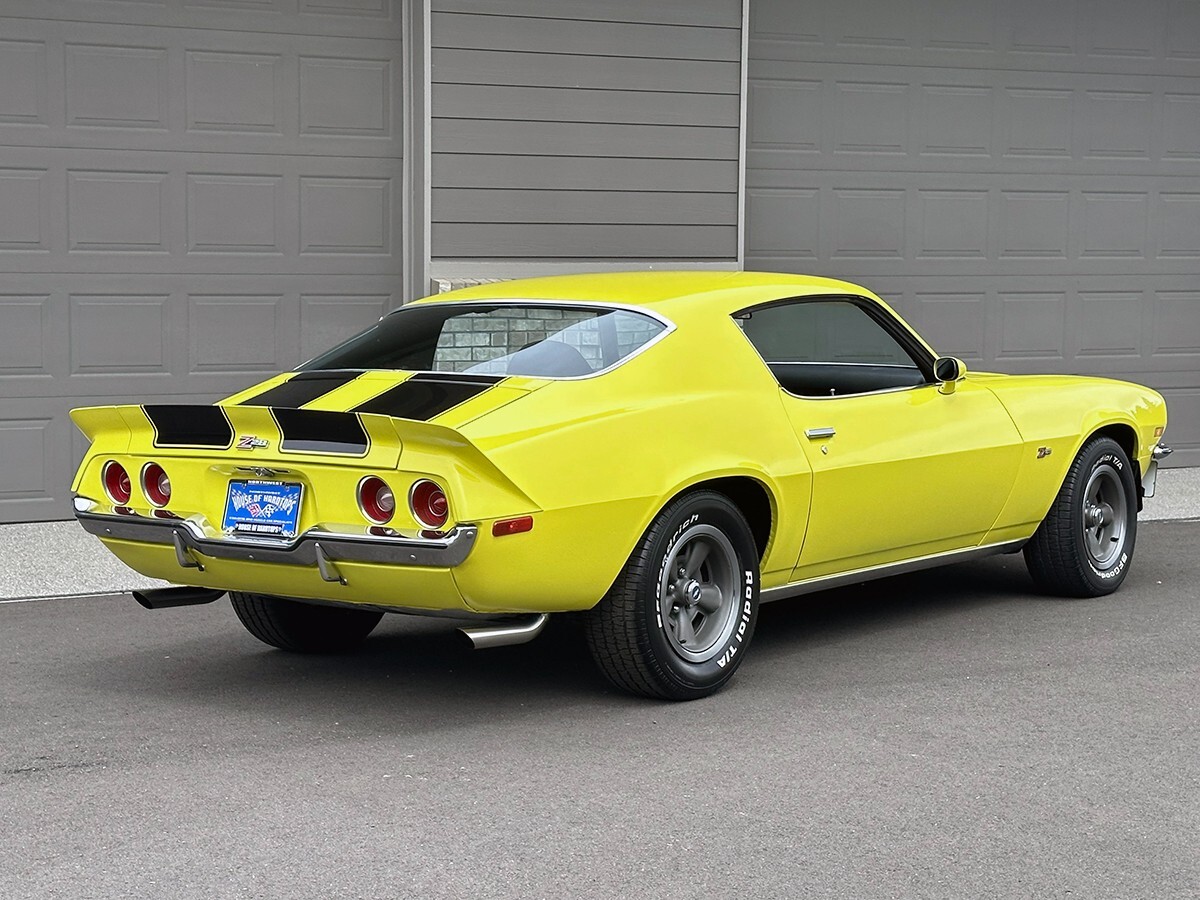 Chevrolet-Camaro-1972-Coupe-13
