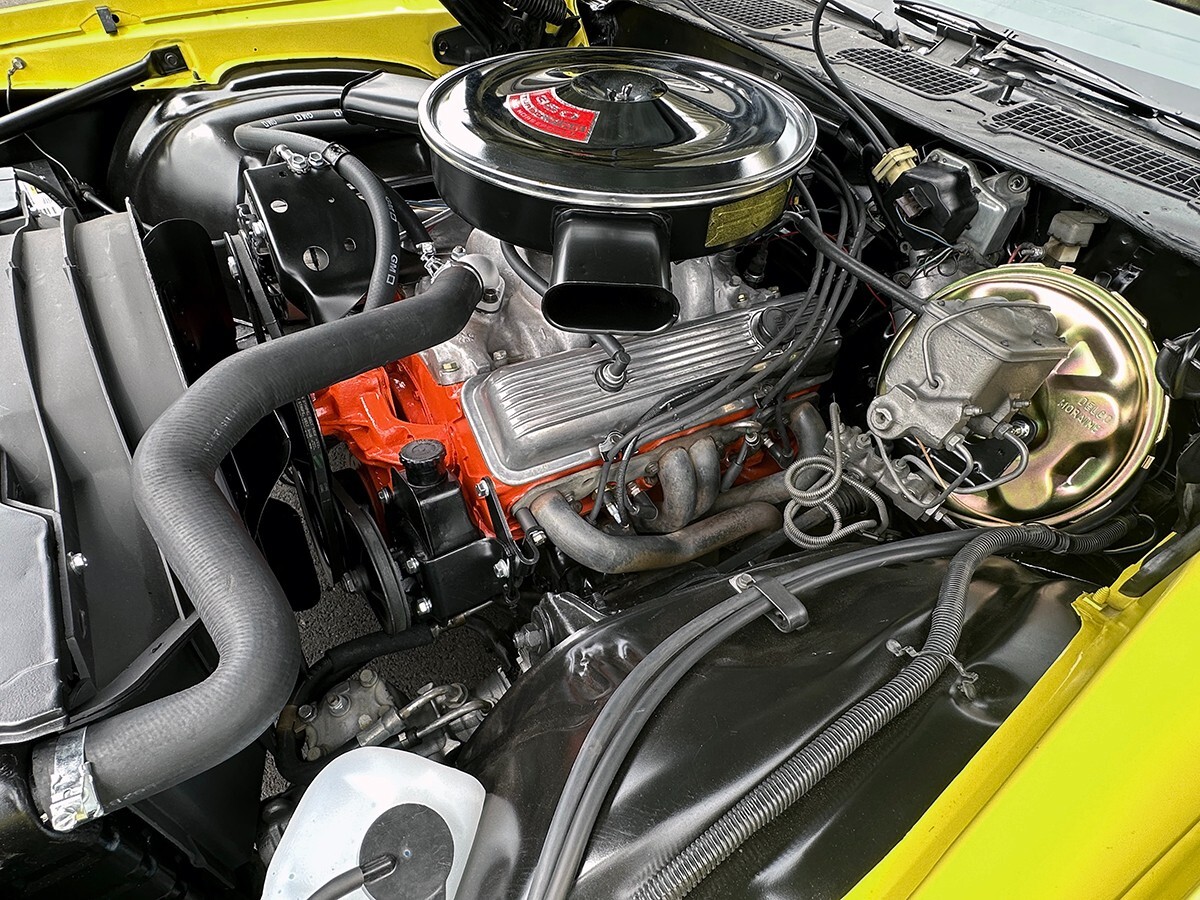 Chevrolet-Camaro-1972-Coupe-21