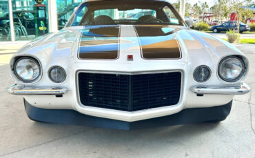 Chevrolet-Camaro-1972-Hatchback-1