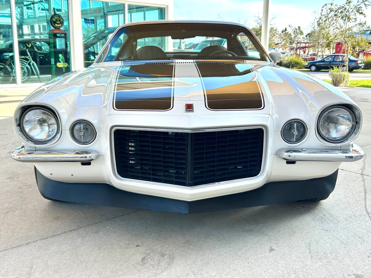 Chevrolet-Camaro-1972-Hatchback-1