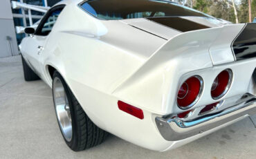 Chevrolet-Camaro-1972-Hatchback-12