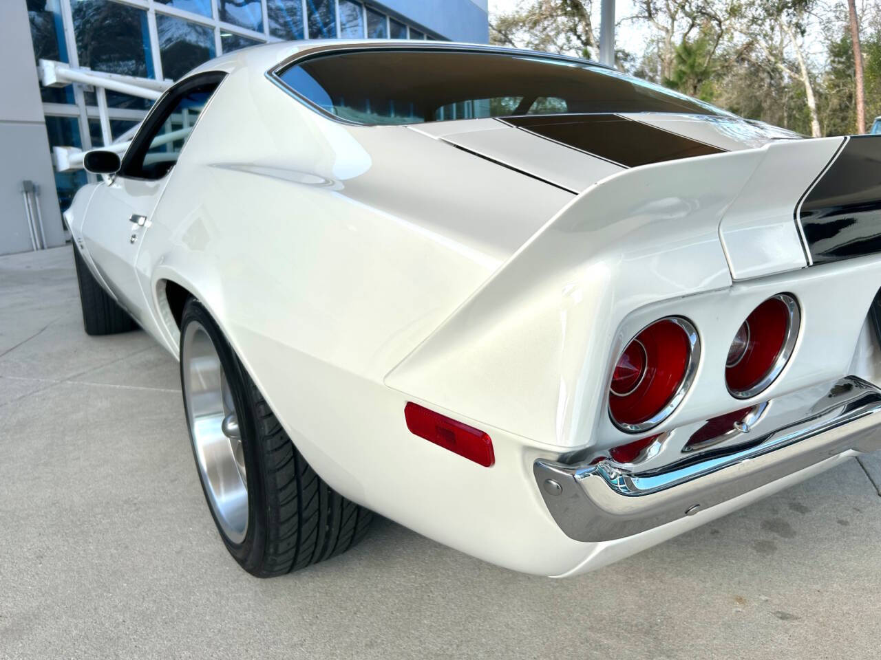 Chevrolet-Camaro-1972-Hatchback-12