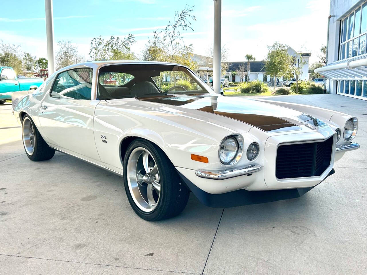 Chevrolet-Camaro-1972-Hatchback-2