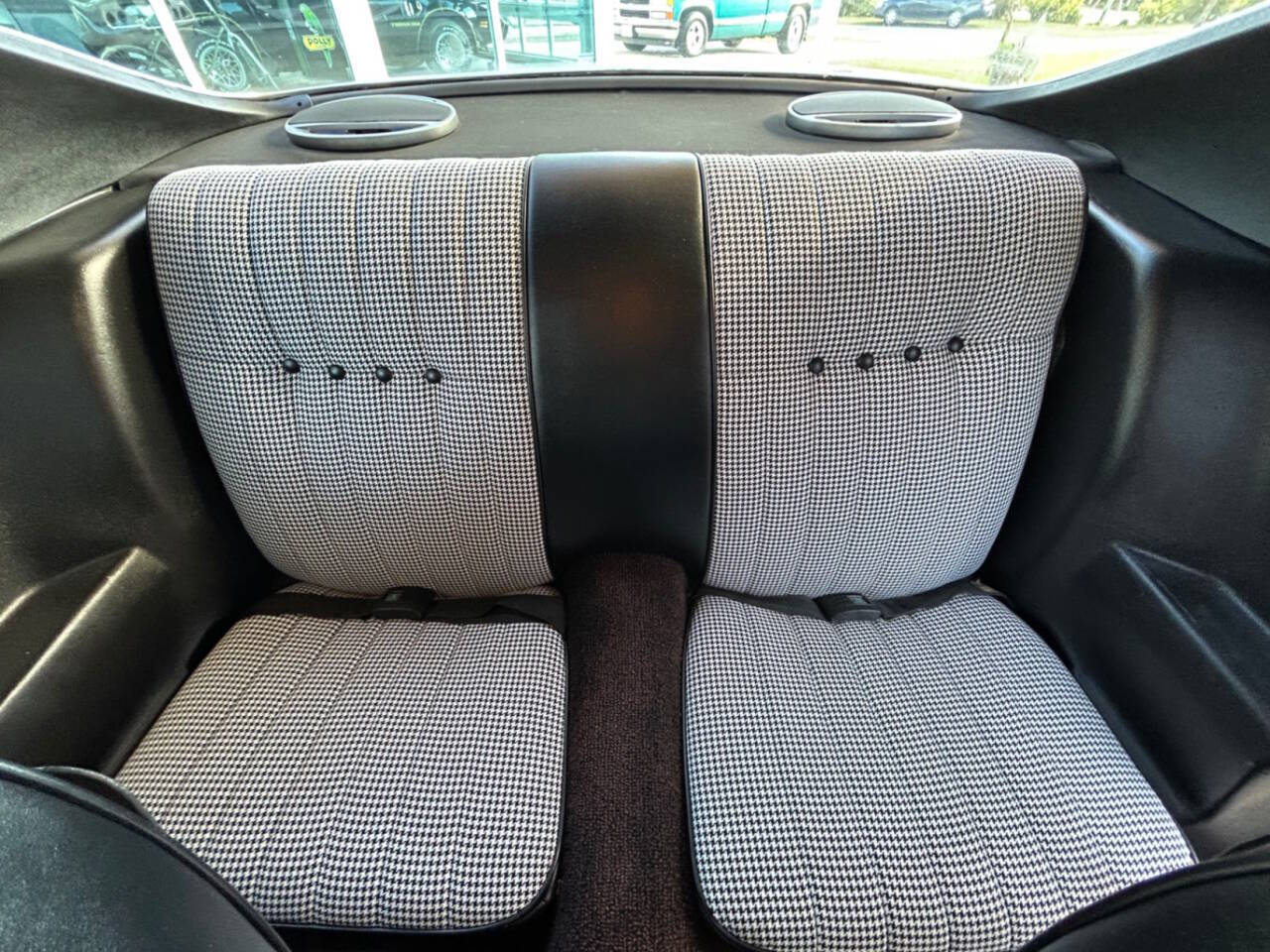 Chevrolet-Camaro-1972-Hatchback-24