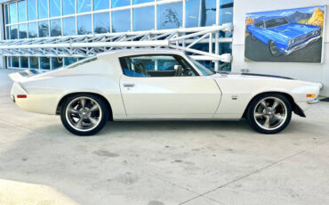 Chevrolet-Camaro-1972-Hatchback-3