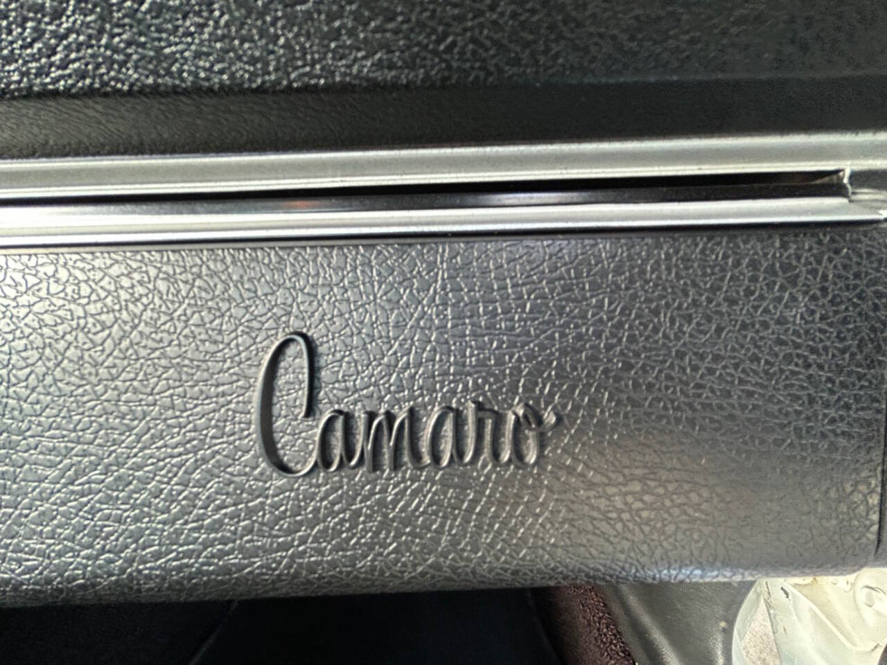 Chevrolet-Camaro-1972-Hatchback-30
