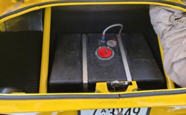 Chevrolet-Camaro-1972-yellow-10