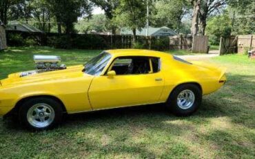 Chevrolet-Camaro-1972-yellow-7