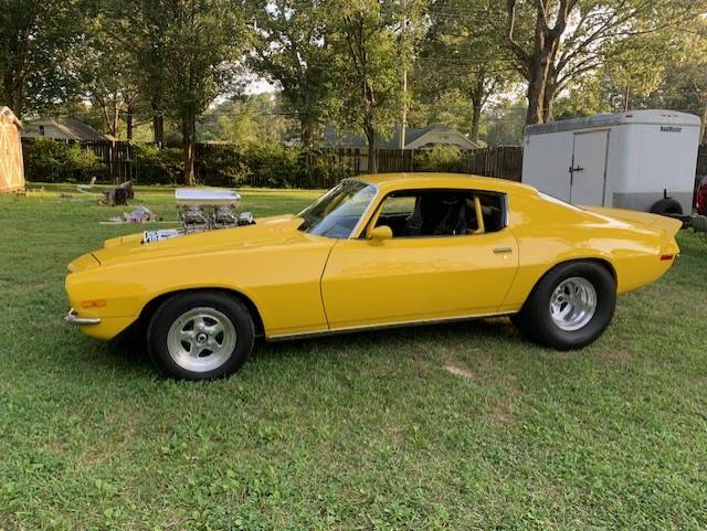 Chevrolet Camaro  1972 yellow