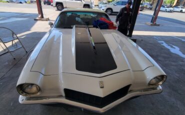Chevrolet-Camaro-1973-Coupe-16