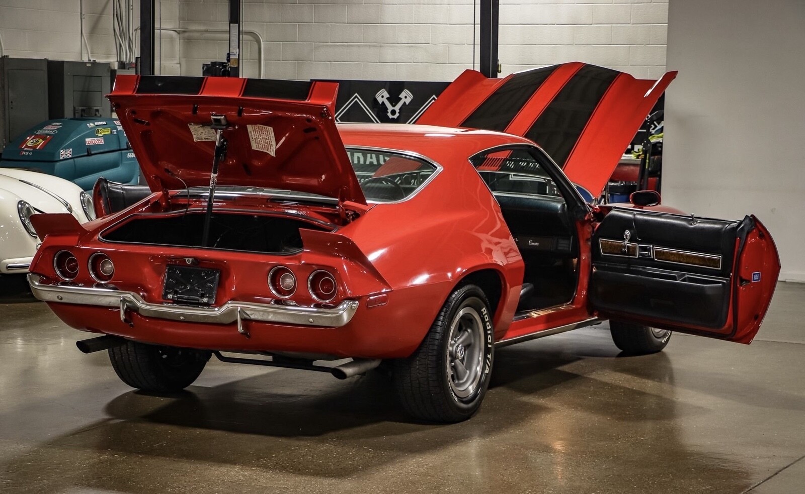 Chevrolet-Camaro-1973-Coupe-2