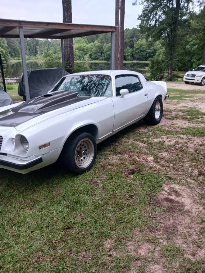 Chevrolet-Camaro-1977-white
