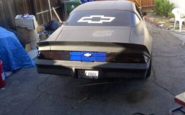 Chevrolet-Camaro-1978-Coupe-5