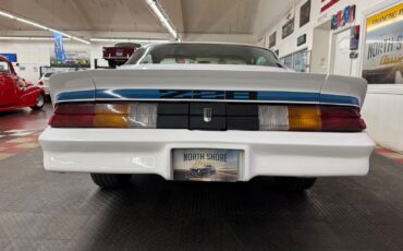 Chevrolet-Camaro-1979-2-Door-12