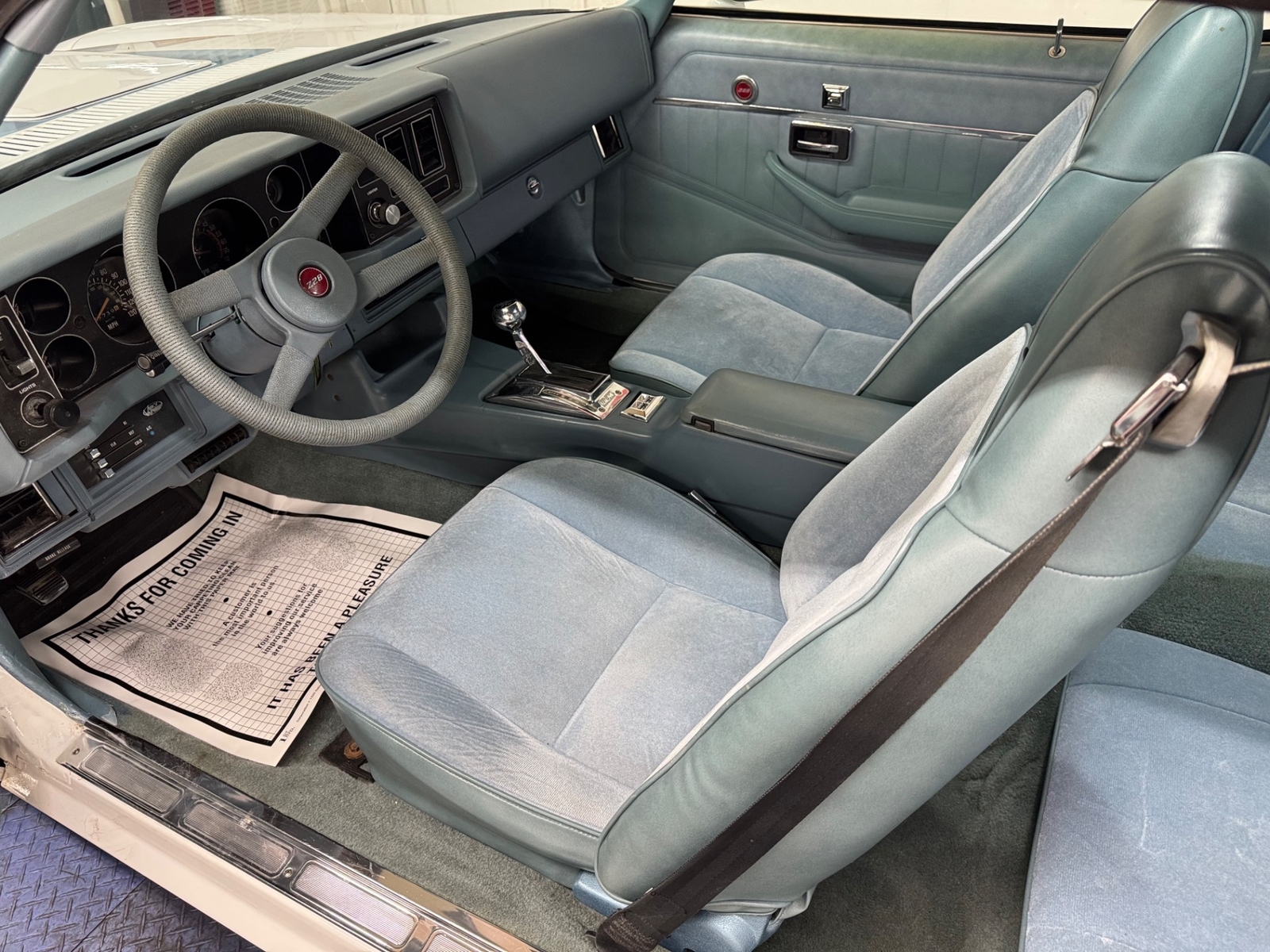 Chevrolet-Camaro-1979-2-Door-15