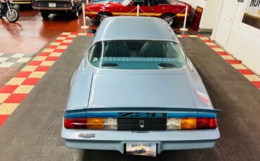 Chevrolet-Camaro-1979-2-Door-20