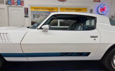 Chevrolet-Camaro-1979-2-Door-22