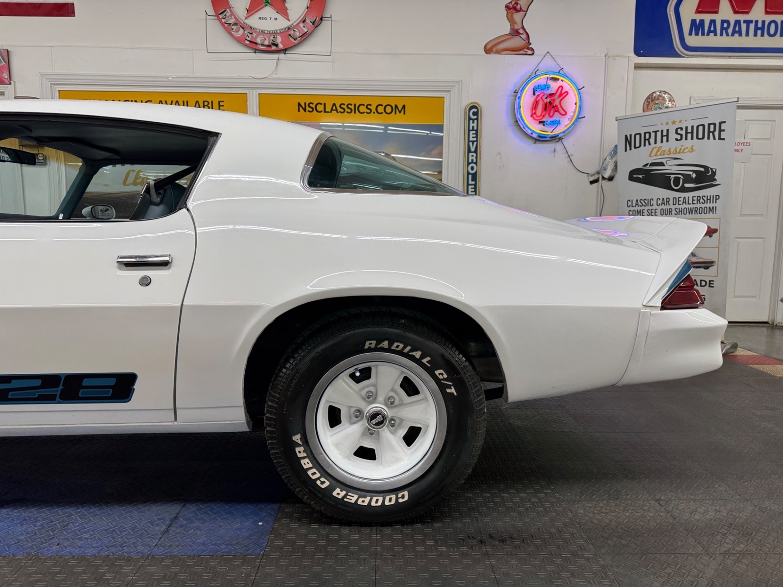 Chevrolet-Camaro-1979-2-Door-23