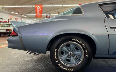 Chevrolet-Camaro-1979-2-Door-29