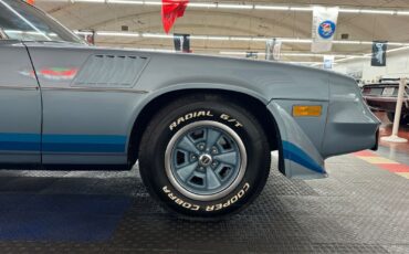 Chevrolet-Camaro-1979-2-Door-31